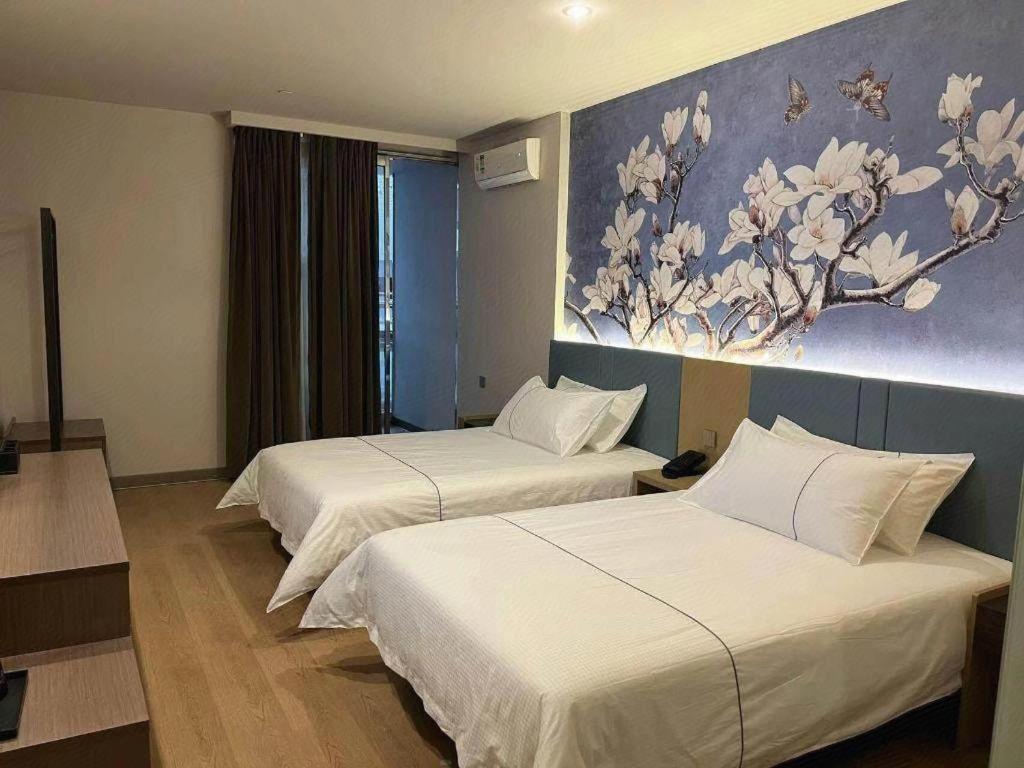 Magnotel Hotel Shanghai Railway Station Magnolia Plaza Zewnętrze zdjęcie