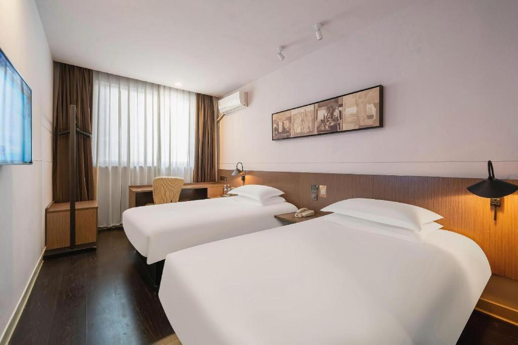 Magnotel Hotel Shanghai Railway Station Magnolia Plaza Zewnętrze zdjęcie